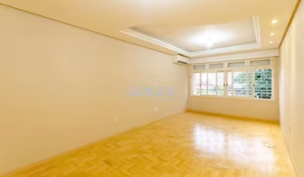 Edifício Ione Apartamento 3 dormitórios no Bairro Petrópolis