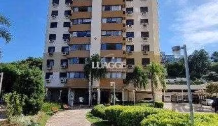 Apartamento 03 dormitórios, duas vagas individuais, edifício com infra, Bairro Cristal