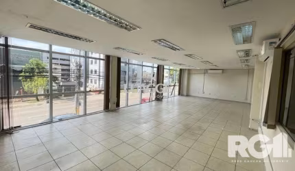 Prédio Comercial em Navegantes