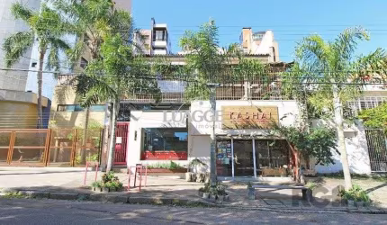 Casa Comercial em Petrópolis