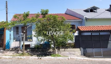 Casa para Venda - 211m², 3 dormitórios, 3 vagas - Vila Nova