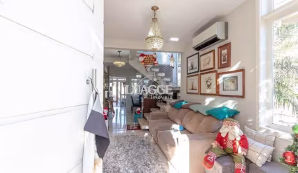 Casa para Venda com 4 dormitórios no bairro Hípica