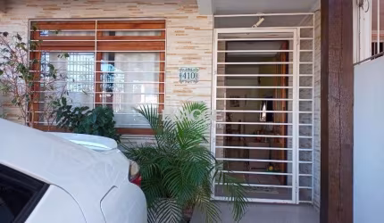 Casa para Venda - 131.92m², 2 dormitórios, sendo 2 suites, Guarujá