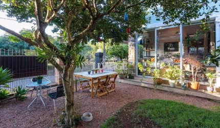 Casa para Venda - 200m², 3 dormitórios, sendo 1 suites, 2 vagas - Vila Assunção