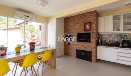 Casa Condominio para Venda - 102.9m², 3 dormitórios, sendo 1 suites, 2 vagas - Camaquã