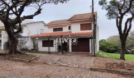 casa, 6 quartos, 1 suíte, 3 vagas, 352,38m2 privativos, bairro Santa Tereza