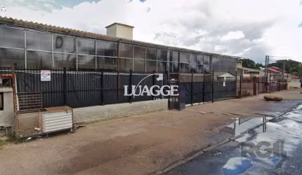 Pavilhão/Depósito , em estrutura montada com mezanino montado com escritório, cozinha,