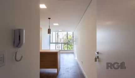 Apartamento em Porto Alegre no Bairro Petrópolis, de 1 quarto, semi mobiliado.