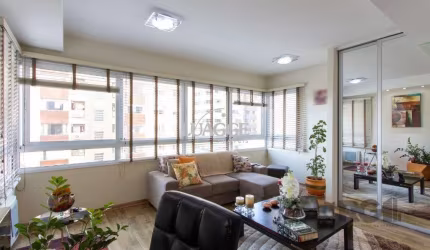 Apartamento em Menino Deus