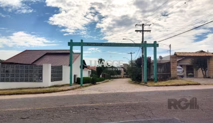 Terreno plano com 24,90m de frente, localizado no bairro Serraria.