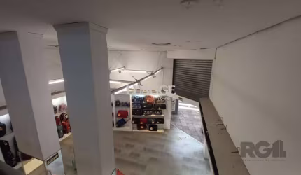 Prédio Comercial em Centro Histórico