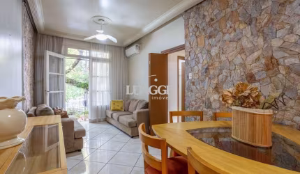 Apartamento com 2 dormitórios no Bairro Menino Deus