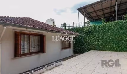 Casa sobrado no Jardim do Salso de 4 dormitórios e 3 vagas