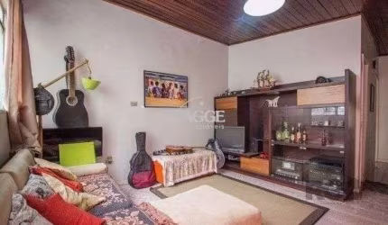 Casa sobrado do Rio Branco de 4 dormitórios e vaga