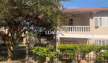 Casa para Venda - 220m², 3 dormitórios, sendo 2 suites, Ipanema
