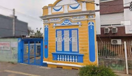 Compre propriedade para fins residenciais e comerciais localizada na rua Joaquim Nabuco