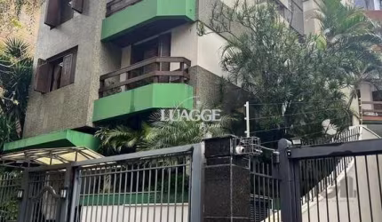 Cobertura para Comprar  com três dormitórios e uma suíte, duas vagas no bairro Petrópolis.
