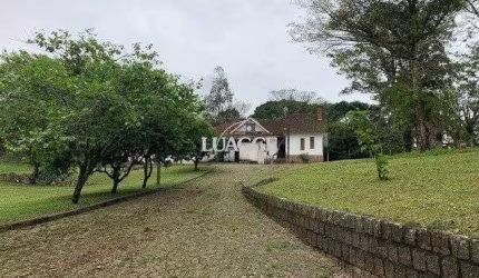 Propriedade Exclusiva com Duas Casas em Área de 12.000m² em Belém Velho
