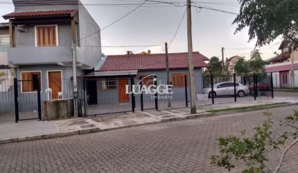 Casa com 5 quartos, 1 suíte, 4 vagas de garagem, no bairro Aberta dos Morras, Porto Alegre/RS