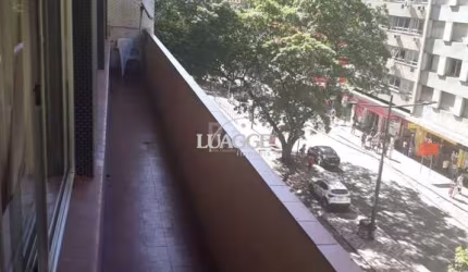 MEGA APARTAMENTO DE 137M² ,  COM SACADA, 2 DORMITÓRIOS, NO CENTRO DE PORTO ALEGRE -RS