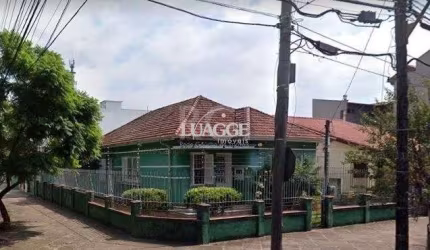 Casa para Venda - 200m², 3 dormitórios, 6 vagas - São Geraldo