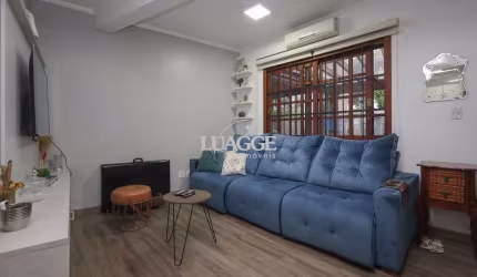 Casa à venda no bairro Jardim Itu em Porto Alegre/RS