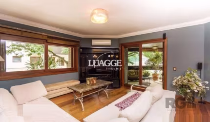 Vende-se luxuoso apartamento 3 quartos com suíte, com dependência completa, 2 vagas cobertas, próximo da Encol - 204m² -  Bela Vista
