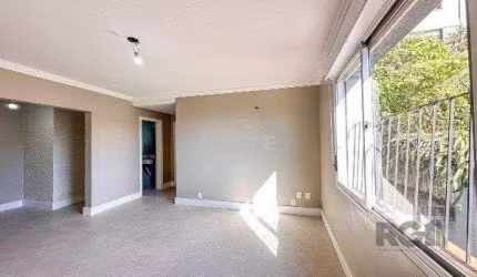 Vende-se apartaento 2 quartos com suíte e vaga coberta em região privilegiada - 72m² - Mont'Serrat