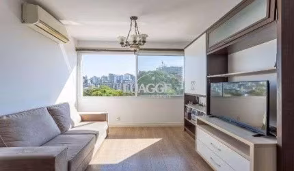 Vende-se apartamento com 2 quartos, 67 m², 2 vagas - Petrópolis