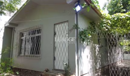 Casa para Venda - 200m², 3 dormitórios, 2 vagas - Navegantes
