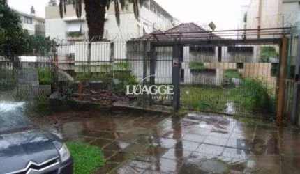 Casa à venda 350 m²  Rua Lagoinha, Petrópolis, Porto Alegre