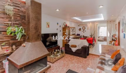 Casa 394m², 4 dormitórios, 4 vagas no bairro Cristo Redentor