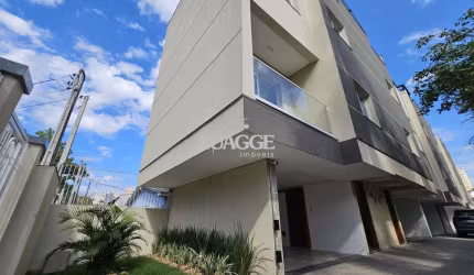 Casa de Condomínio em Glória