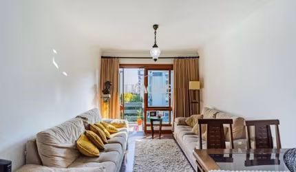 Vende-se ampla cobertura com 3 dormitórios 3 vagas - 269m² - Bairro Moinhos de Vento