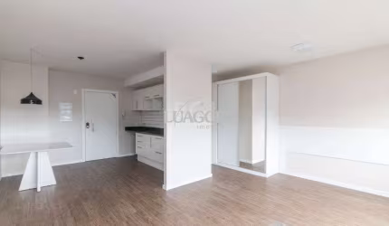 Loft para Venda - 38m², 1 dormitório, 1 vaga - Jardim Botânico