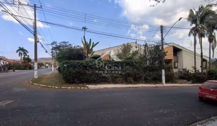 Casa com 3 dormitórios à venda, 508 m² por R$ 1.700.000,00 - Vila Santista - Atibaia/SP