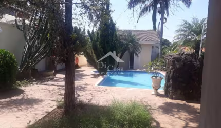 Casa com 2 dormitórios, sendo 2 suítes, à venda, com 297 m² área  construída, R$ 1.300.000,00 - Vila Petrópolis - Atibaia/SP