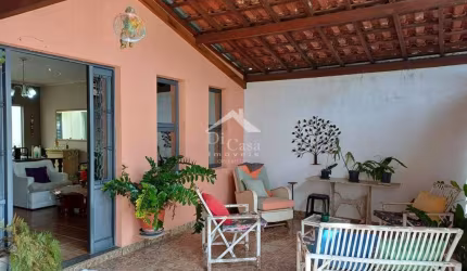 Casa térrea 3 dormitórios