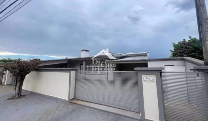 Casa espaçosa com piscina Proxima ao Edmundo Zanoni