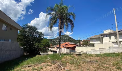 Terreno a venda de esquina no Recreio Maristela Atibaia