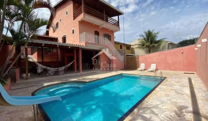 Casa em Atibaia com 4 dorms. 2 suítes 4 vagas e lazer completo