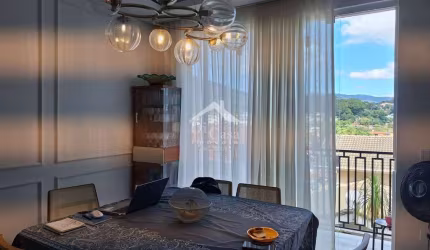 Casa espetacular para locação a 500m da Av Lucas Nogueira Guarcez