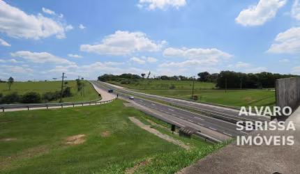 Área em zona industrial com classificação zupi-1, 115.110 m2,   600 metros lineares de frente para a pista, entre as cidades de Itu e Porto Feliz