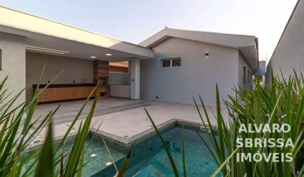 Casa térrea com piscina e 3 suítes no condomínio Portal de Itu I, bem localizada recém reformada arquitetura moderna  At340m2  Ac246m2 Estuda proposta
