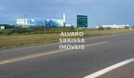 Área comercial à venda com 2.500 m2 em excelente localização na Rodovia Santos Dumont próximo à Concrebase Salto SP
