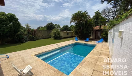 Linda chácara à venda no Condomínio Chácaras Flórida em Itu SP Chácara com piscina 03 dormitórios 1 suíte  - Chácara com 1950 m2