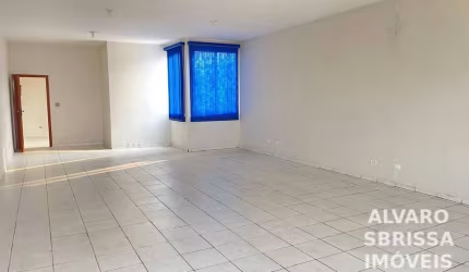 Imóvel comercial com 354 m² na região central de Itu, SP. Estuda permuta até por imóveis de maior valor.