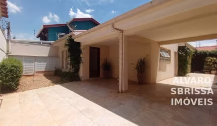 Excelente Casa térrea -com 3 dormitórios  proximó ao centro de Itu