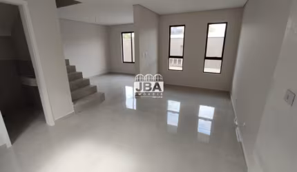 ÓTIMOS SOBRADOS COM TERRAÇO EM SANTA FELICIDADE
