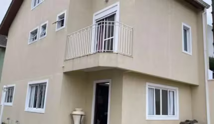 Sobrado para Venda em Curitiba, Vista Alegre, 3 dormitórios, 1 suíte, 3 banheiros, 2 vagas